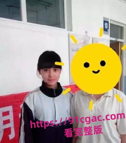 重庆财大新疆母狗夏兹热丽第一次破处口吞脸射视频流出 干完舔精自拍！-6