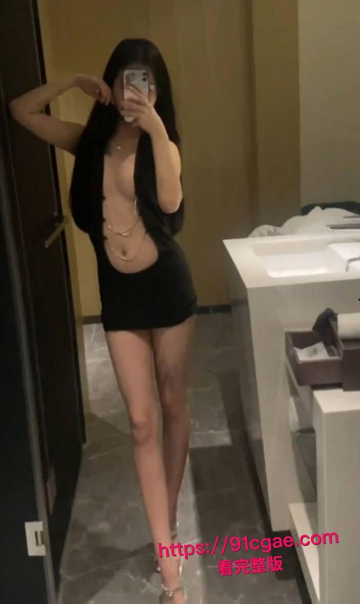 20岁顶级外围 晴晴 黑丝JK渔网全套情趣 影院全裸骑操 KTV吞精打桩 骚到极致的性爱视频合集流出!-3