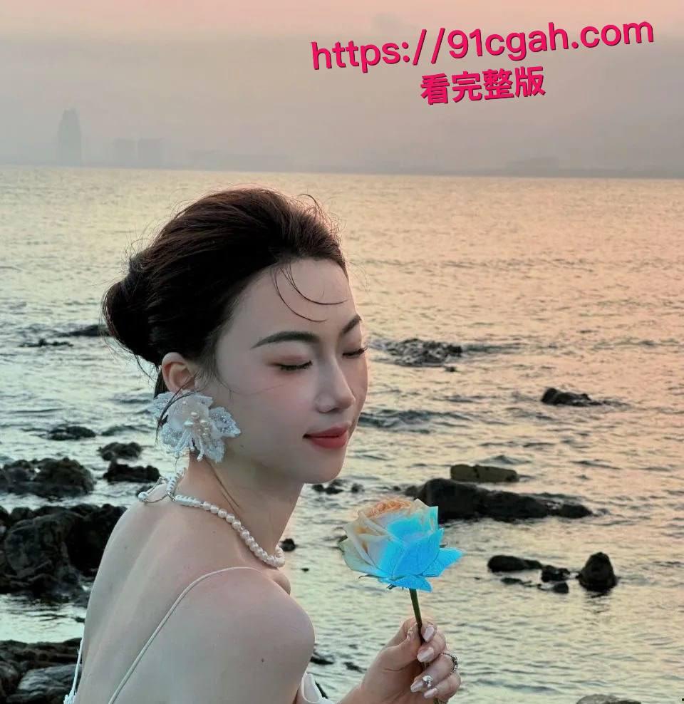 武汉极品气质模特徐熙颜被包养 白天清纯模特 夜晚淫荡母狗 糜烂私生活流出-3