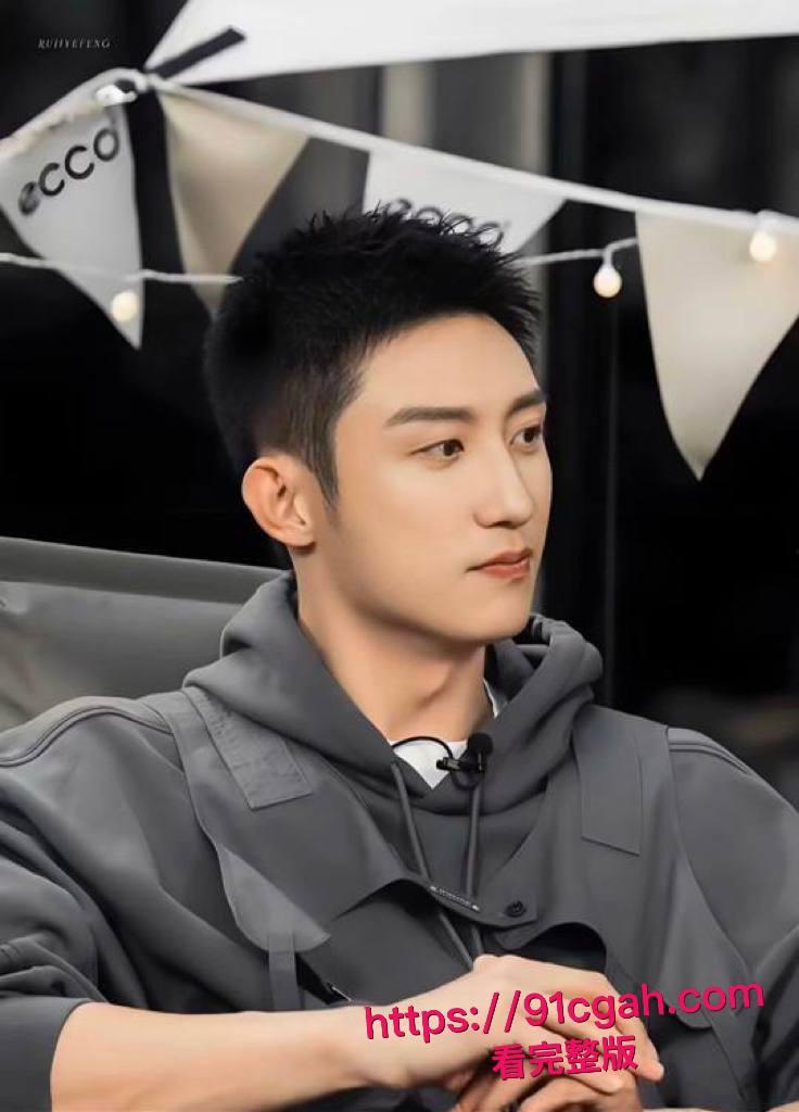 迪丽热巴黄景瑜不雅视频传闻始末:顶流恋情疑云再添猛料?-9